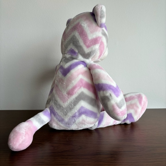 Little Miracles Chevron Pattern Cat Rattle Plush Lovey Security Toy - Picture 6 of 7